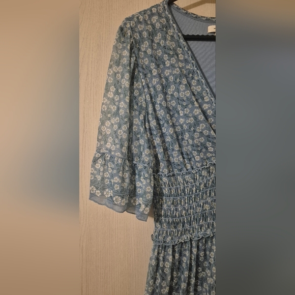 Max Studio Blue Floral Flutter Sleeve Midi Dress - Picture 3 of 9